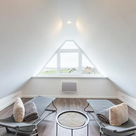 Tinkeltutenhus アパート *