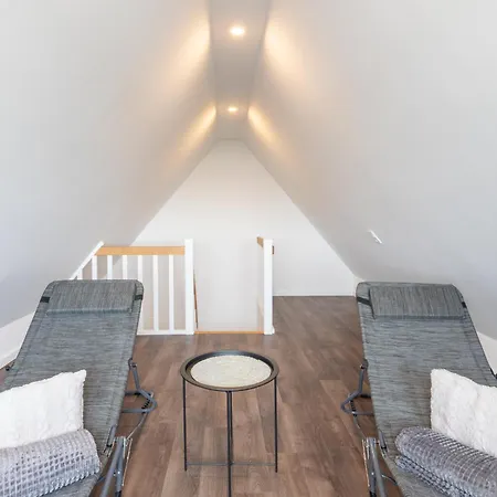 Tinkeltutenhus アパート *